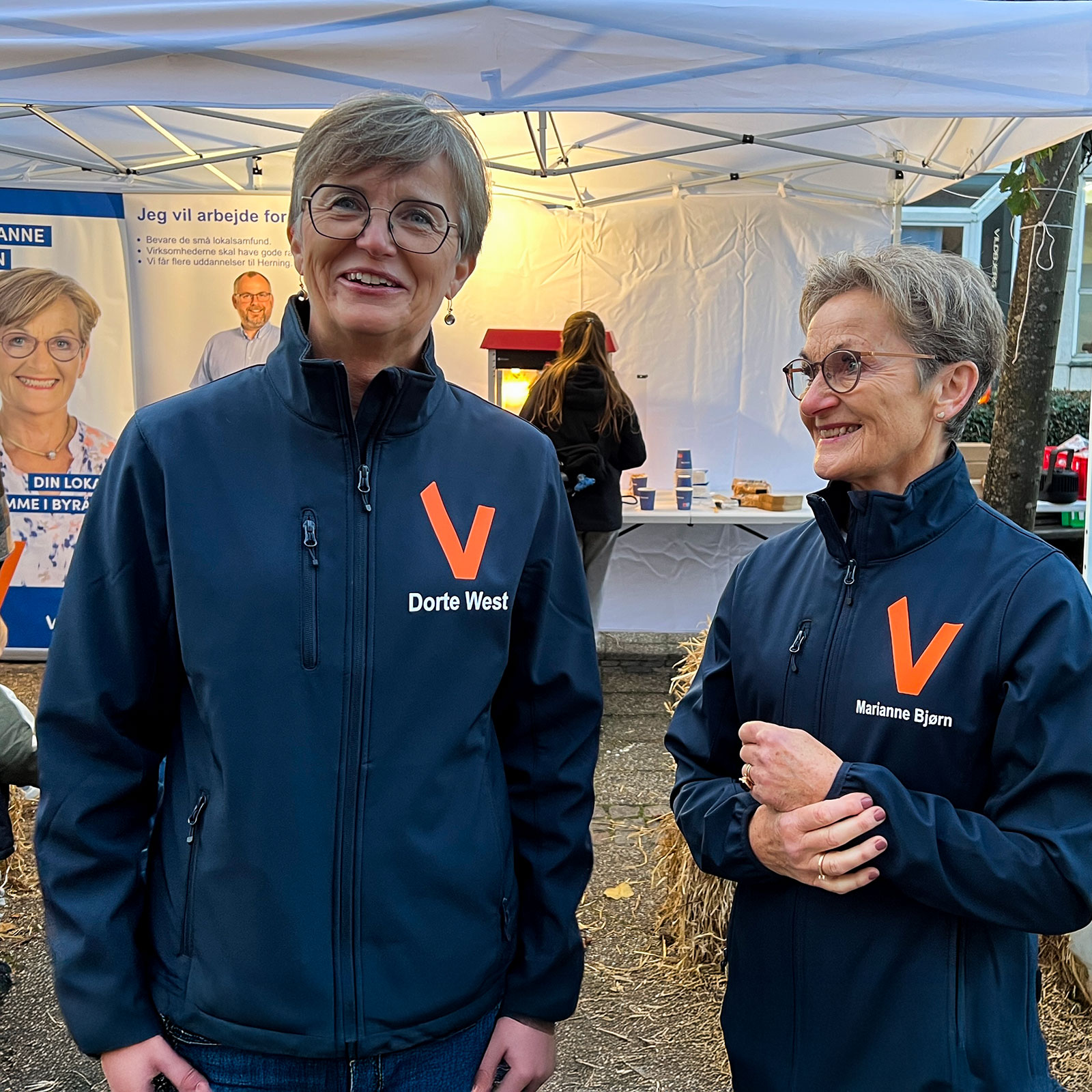 Marianne Bjørn sammen med borgmester Dorte Vels fra Venstre.